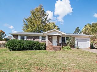 611 Poplar Dr, Shelby, NC 28152