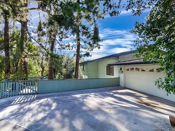 2nd image of 5176 Llano Dr