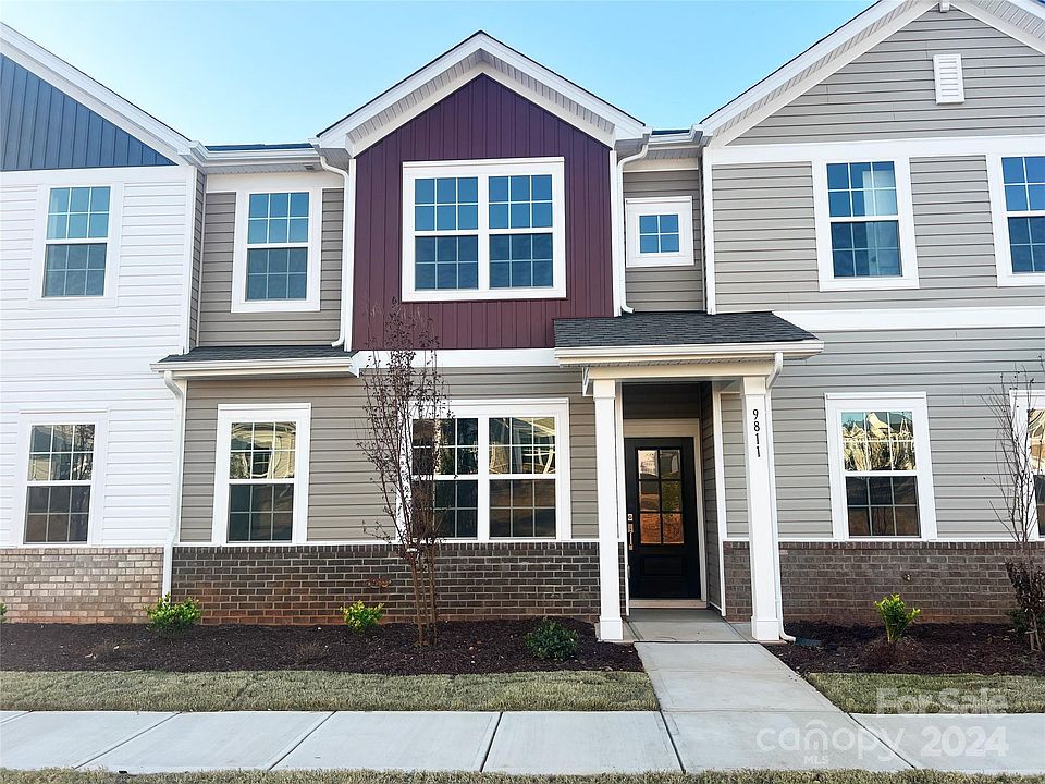 1st image of 9811 Old Garden Cir