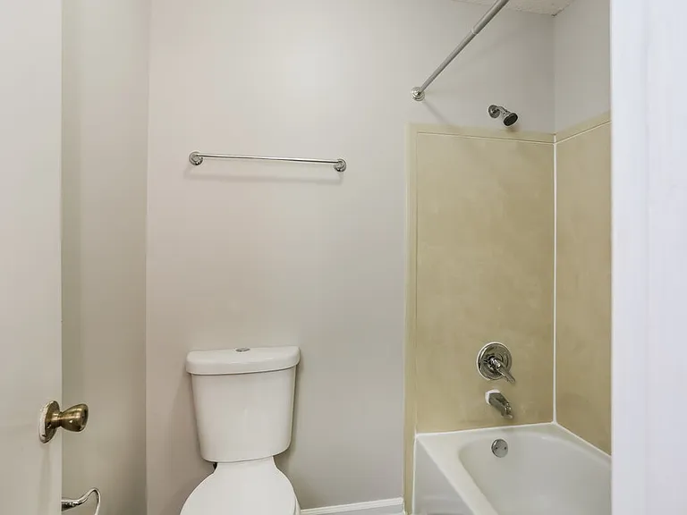 7760 Biloxi Cv — Photo 17