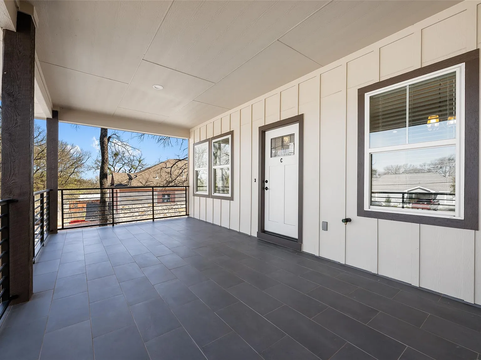 3 bed, 2.0 bath, 1100 sqft, $1,750 — Photo 4