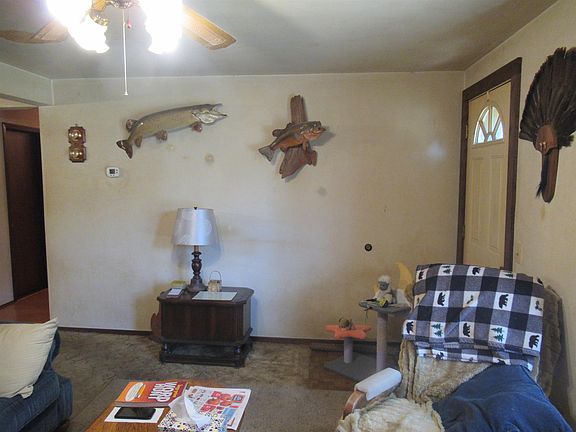4th image of 3037 Birch Rd