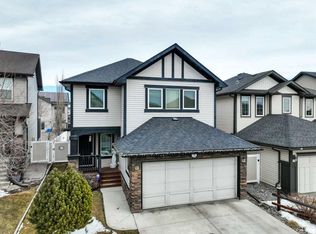 23 Kingston Vw SE, Airdrie, AB T4A0K4