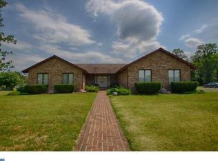 957 Poplar St, Burlington, NJ 08016