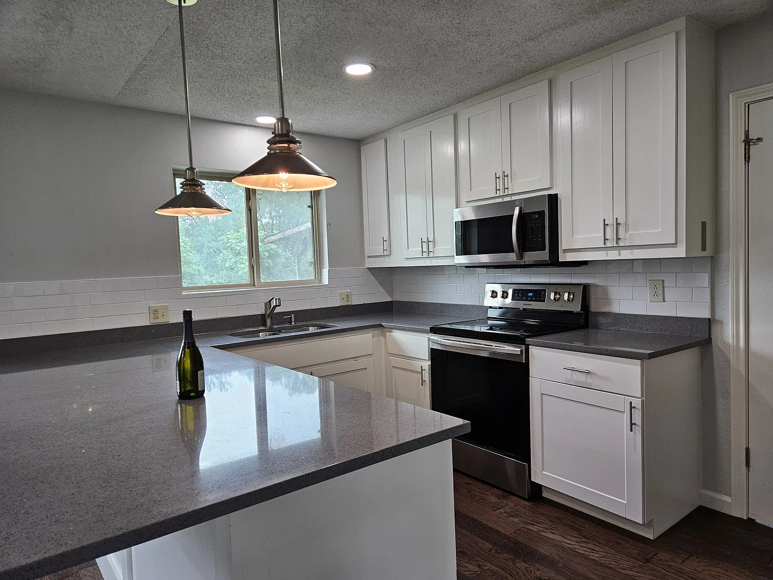3403 Graybuck Rd — Photo 1