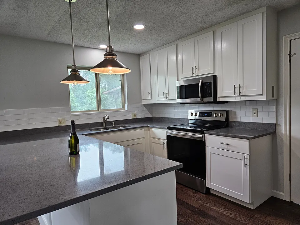 3403 Graybuck Rd