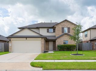 55 Rodeo Crest Dr, Manvel, TX 77578