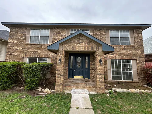 1131 Holly Dr Photo 1