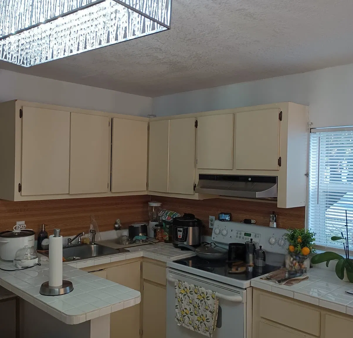 2 bed, $2,500 — Photo 2