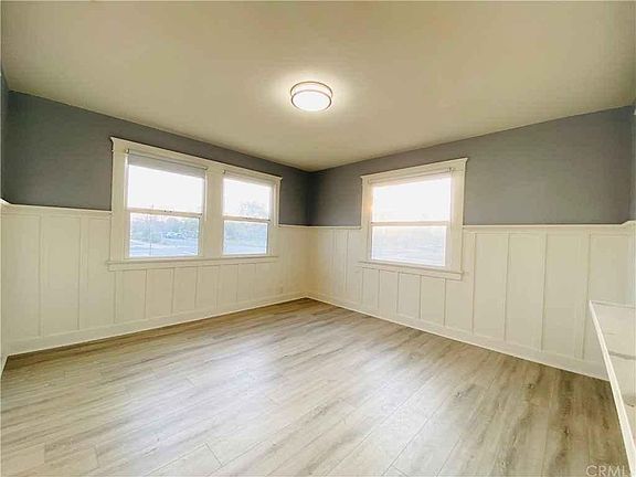 5th image of 903 Campus Ave