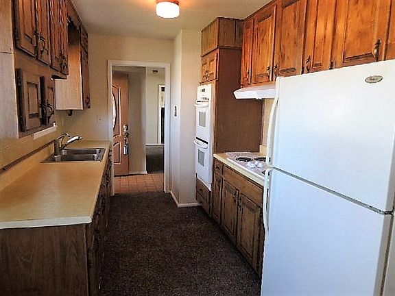 4th image of 2700 E 11th St