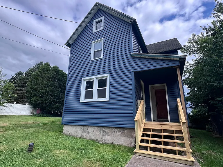 Front Walk-up