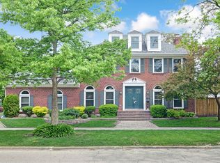 603 Ravine Rd, Hinsdale, IL 60521