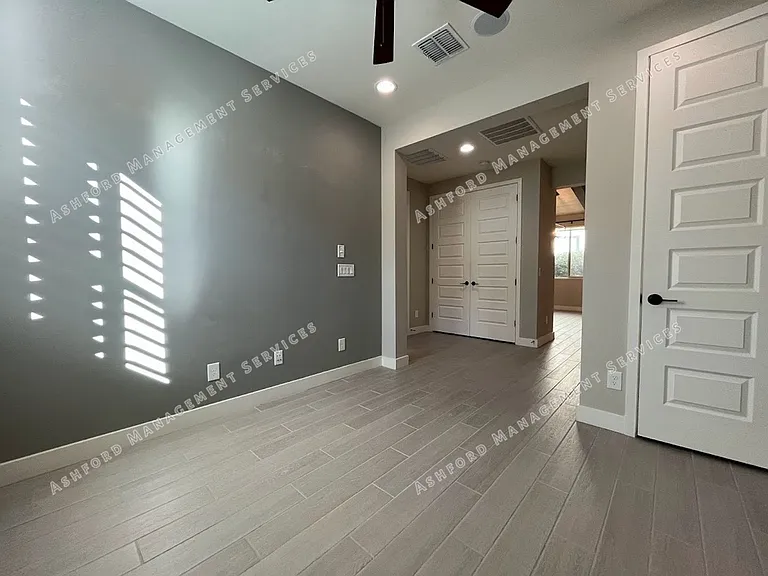 9582 W Cashman Dr — Photo 43