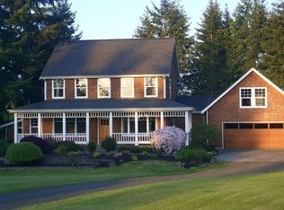 11240 Pinyon Ave NE, Bainbridge Island, WA 98110