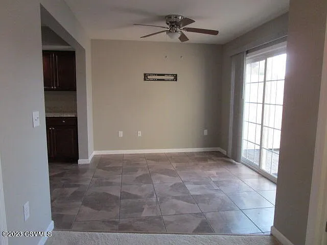 820 Baker St — Photo 12