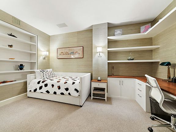 5th image of 2628 Broadway APT 4C