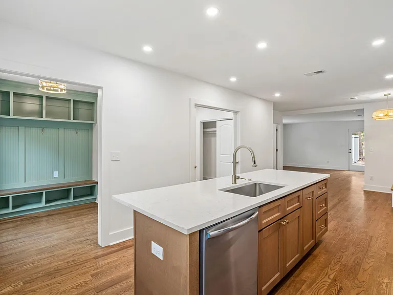 47 Timmerman Dr — Photo 5