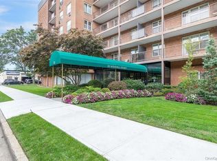 20 Wendell Street #19E, Hempstead, NY