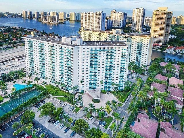 1st image of 19390 Collins Ave APT 1623