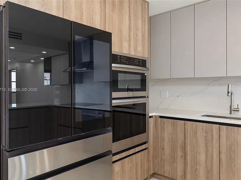 2401 S Ocean Dr #Penthouse A4 — Photo 9
