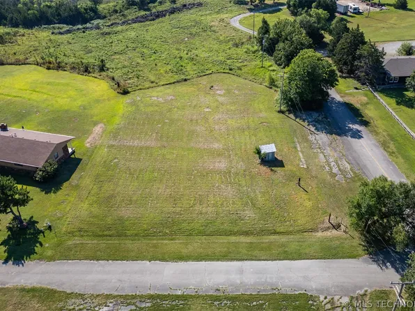 County Road 3022, Bartlesville, OK 74003