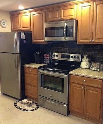 3rd image of 525 Riverleigh Ave Unit 162