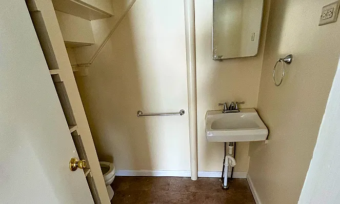 23 James St #A — Photo 8