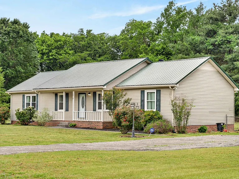 3918 Ashley Dr — Photo 40