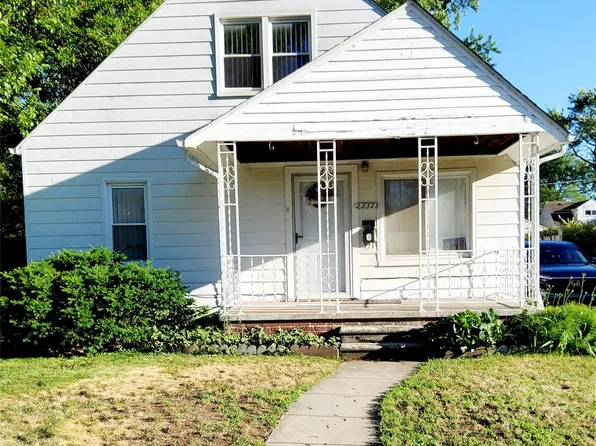 25525 Powers Ave, Dearborn Heights, MI 48125