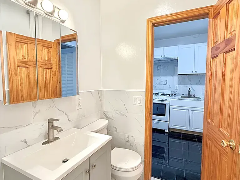 21 E 62nd St #4B — Photo 18