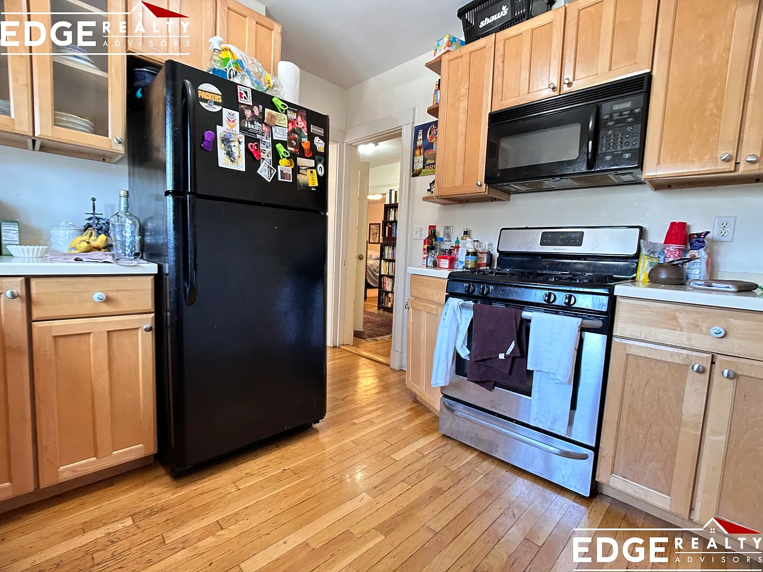 2 bed, 1.0 bath, $2,700 — Photo 4