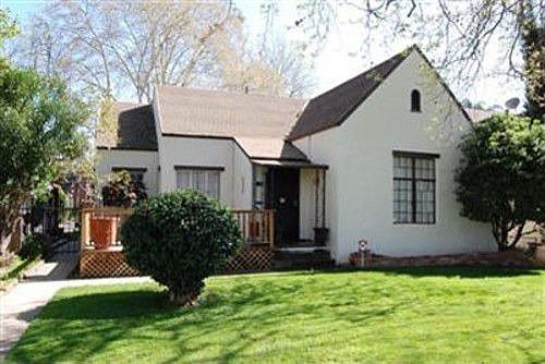 1st image of 2547 Land Park Dr
