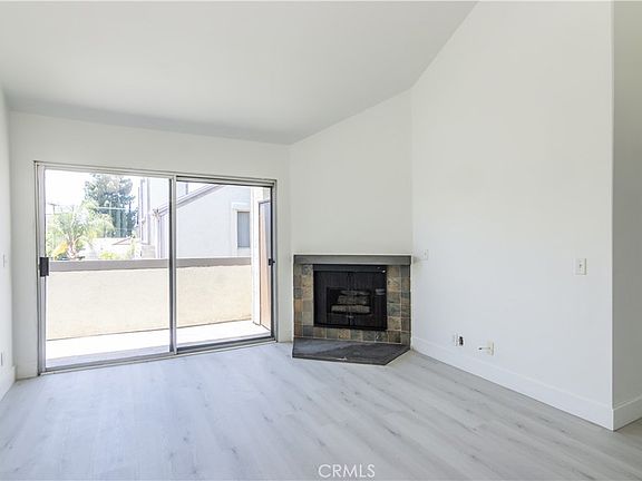 4th image of 20253 Keswick St APT 318