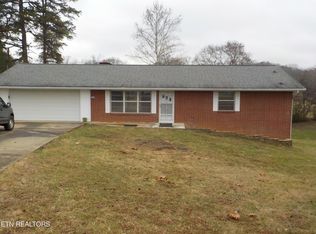 6705 Pine Grove Rd, Knoxville, TN 37914