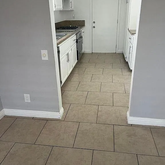 5033 West Ave #L-10-11 — Photo 8