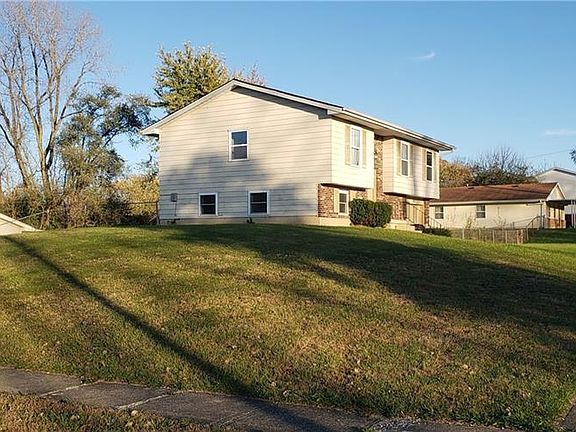 2nd image of 321 Skinner Dr