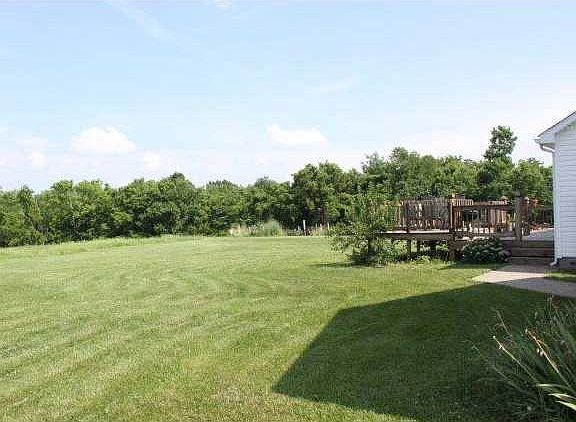 3rd image of 295 Peterson Dr