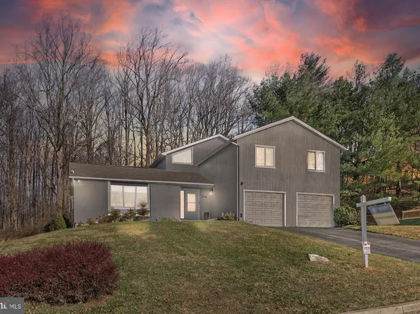 3746 Greenway Ln, Owings Mills, MD 21117