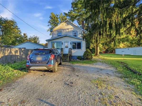 429 Lake Shore Blvd, Painesville, OH 44077