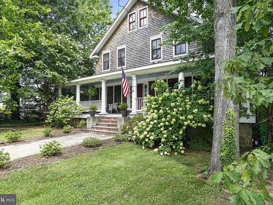 1st image of 819 N Cleveland St