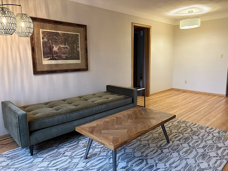 Dunlap Apartments — Photo 36