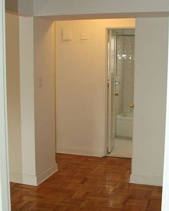 2nd image of 13525 Hoover Ave APT 6K