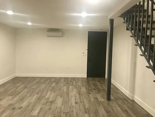 Rented by Lucky Apt Inc | media 20