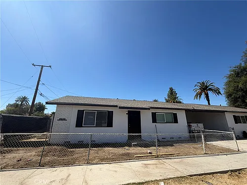 711 E Oakland Ave Photo 1