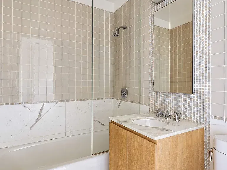 255 E 74th St #10A — Photo 7