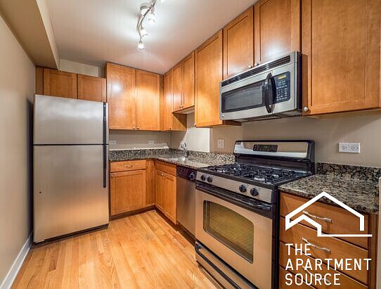1st image of 635 W Wrightwood Ave #315