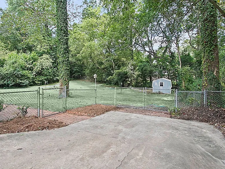 1054 N Pine Knoll Dr — Photo 19