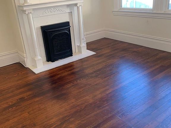 2nd image of 1718-1728 Hyde St #8920970
