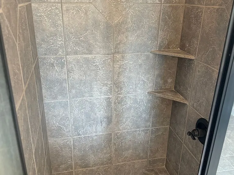 105 Sandstone Ln — Photo 12